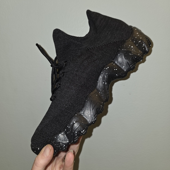 Shoes Black Knit Sneakers With Speckled Sole Poshmark shoes-black-knit-sneakers-with-speckled-sole-poshmark